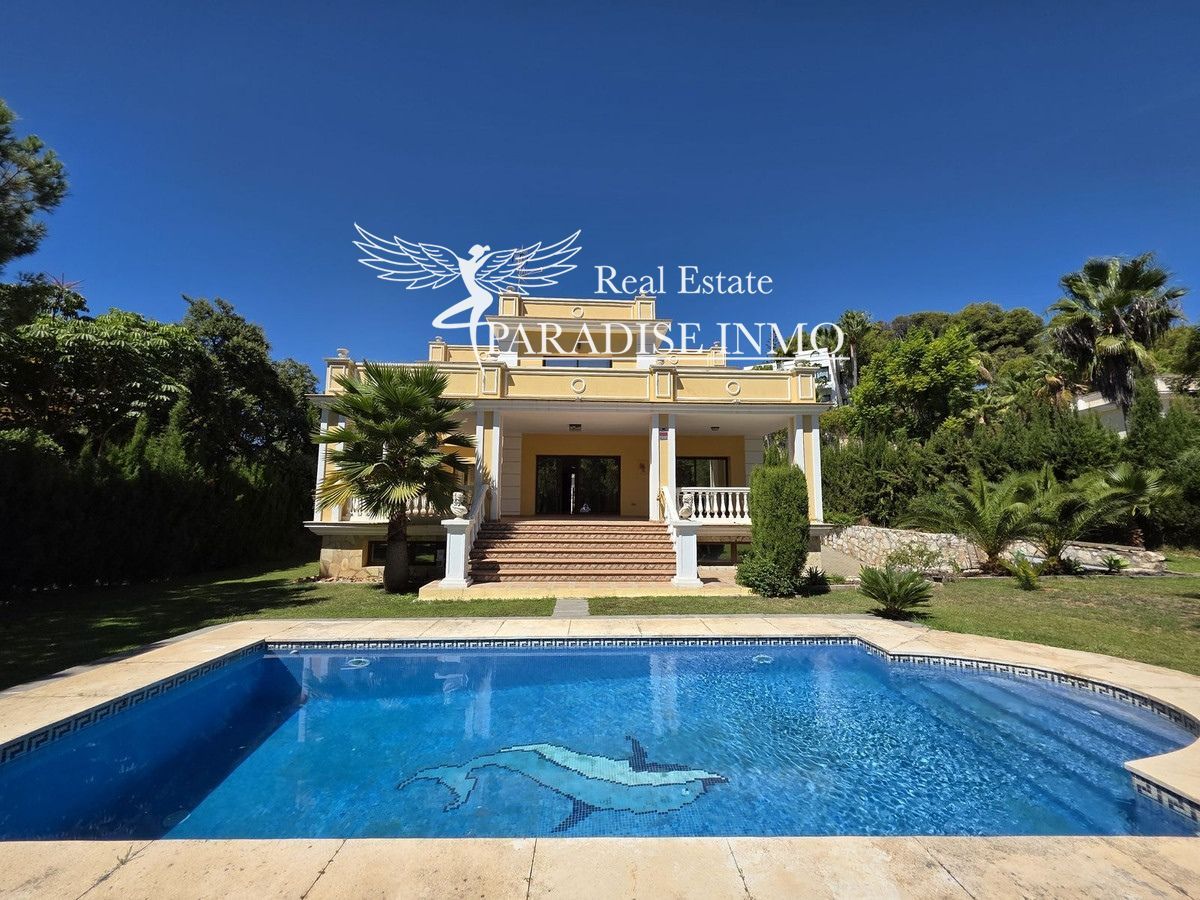Chalet Independiente en venta Marbella, Málaga. Ref: 6749. Paradise Group 