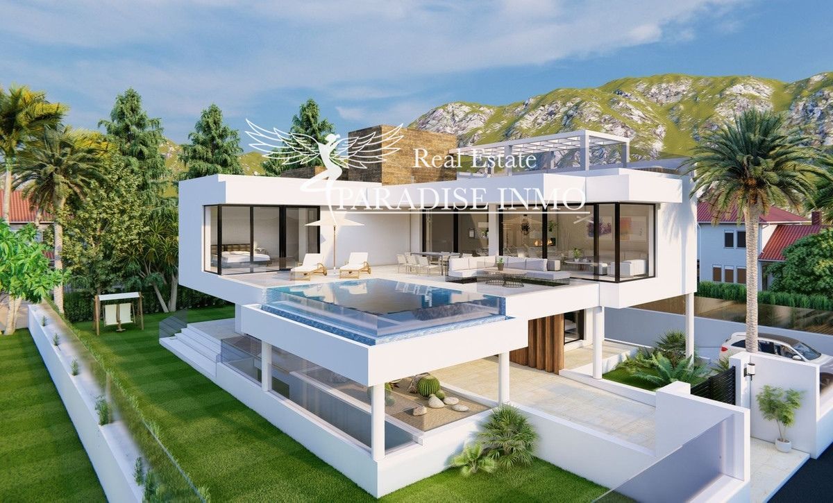 Chalet Independiente en venta Marbella, Málaga. Ref: 6764. Paradise Group 