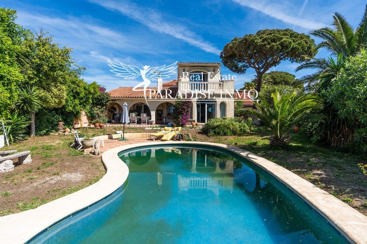 Chalet Independiente en venta Marbella, Málaga. Ref: 6774. Paradise Group 