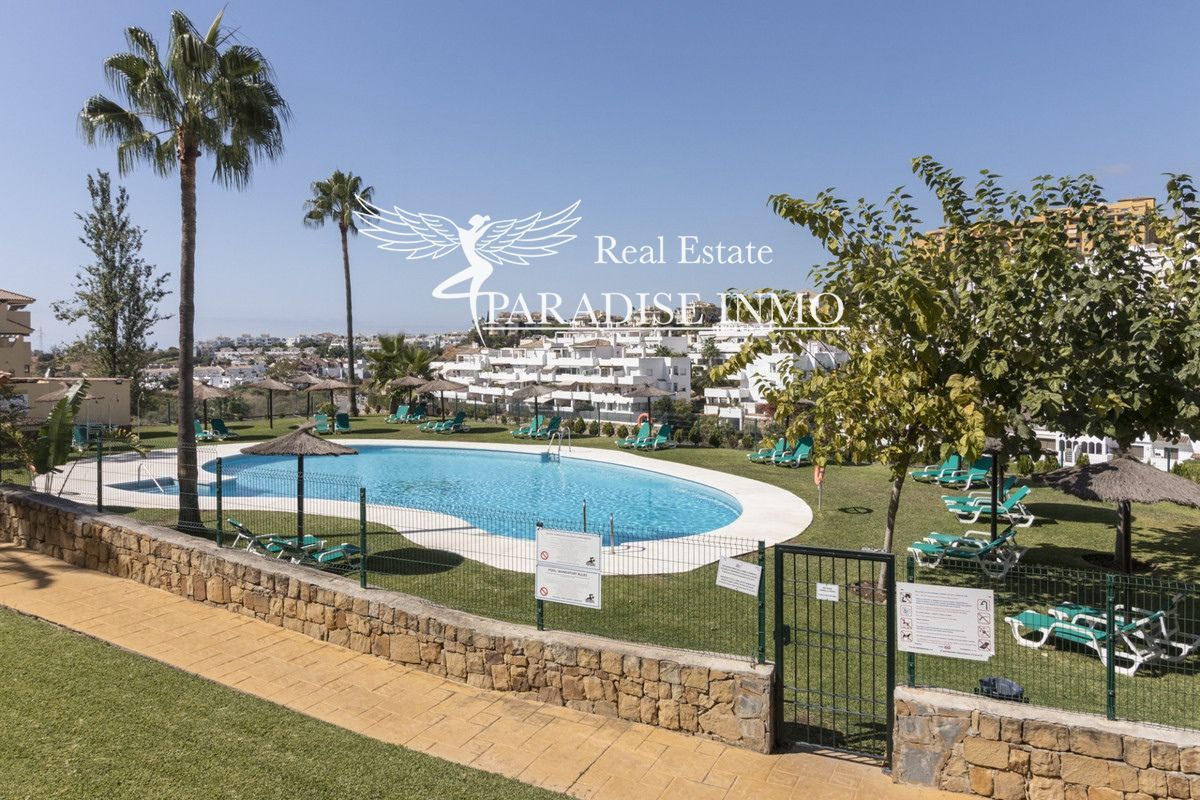 Flat for sale Estepona, Málaga. Ref: 6785. Paradise Group 