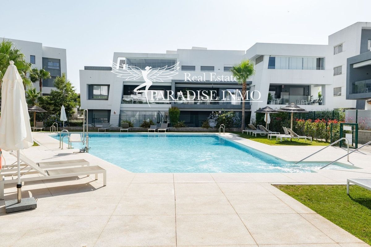 Flat for sale Estepona, Málaga. Ref: 6817. Paradise Group 