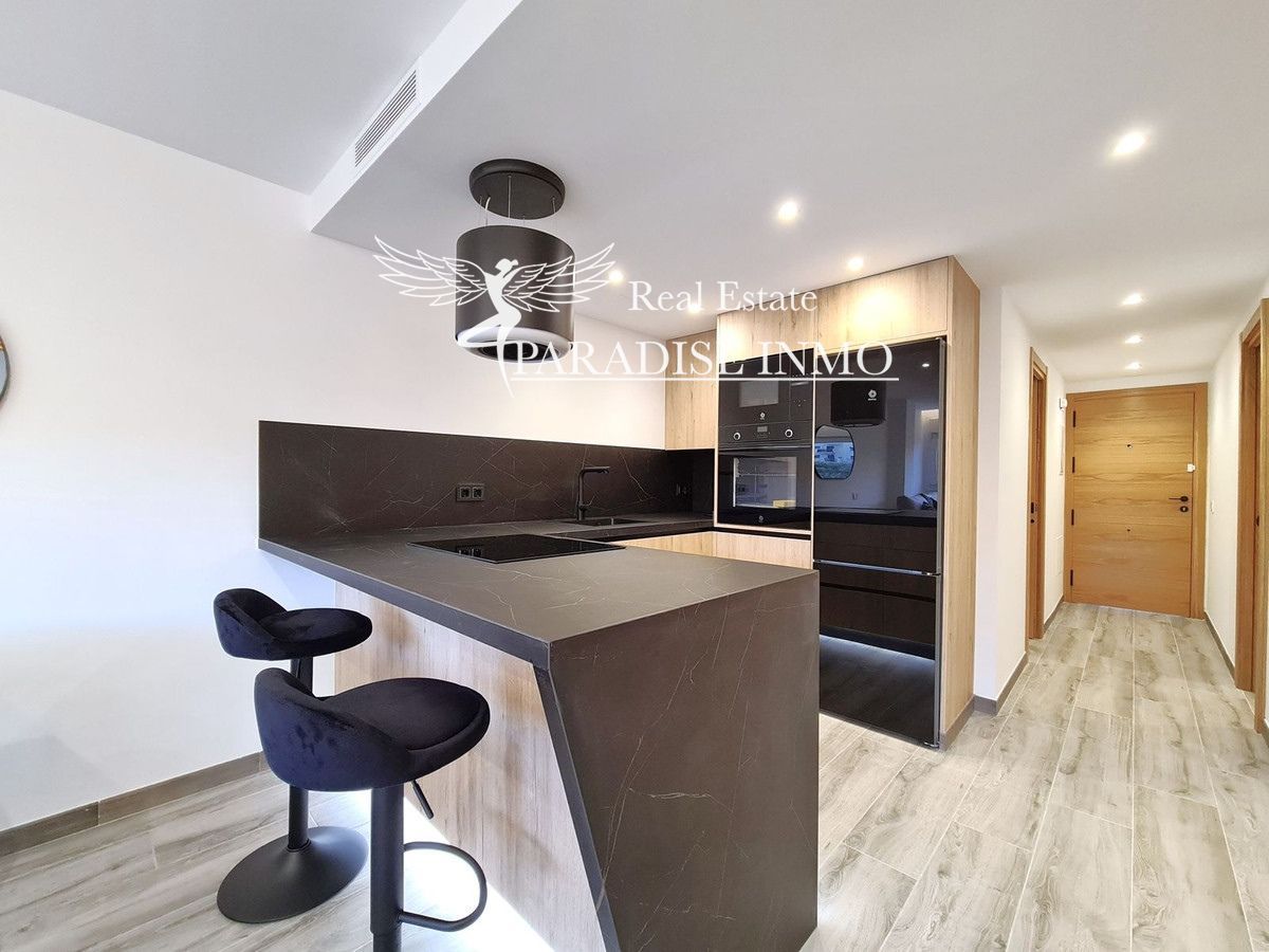 Flat for sale Estepona, Málaga. Ref: 6895. Paradise Group 