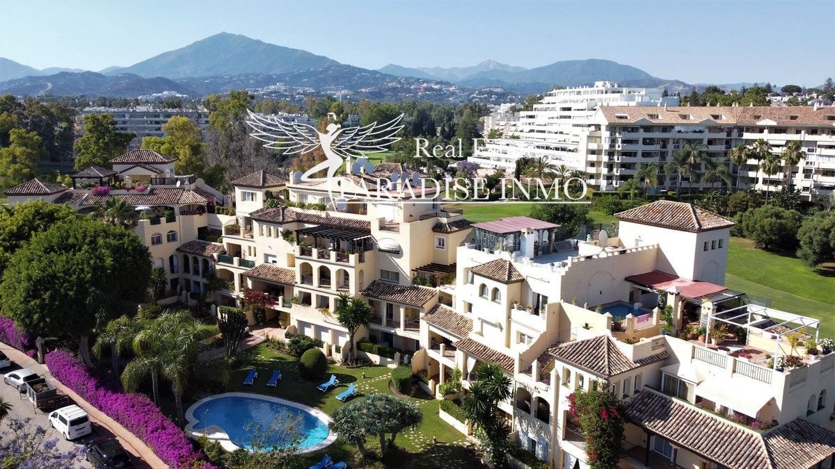 Flat for sale Marbella, Málaga. Ref: 6915. Paradise Group 