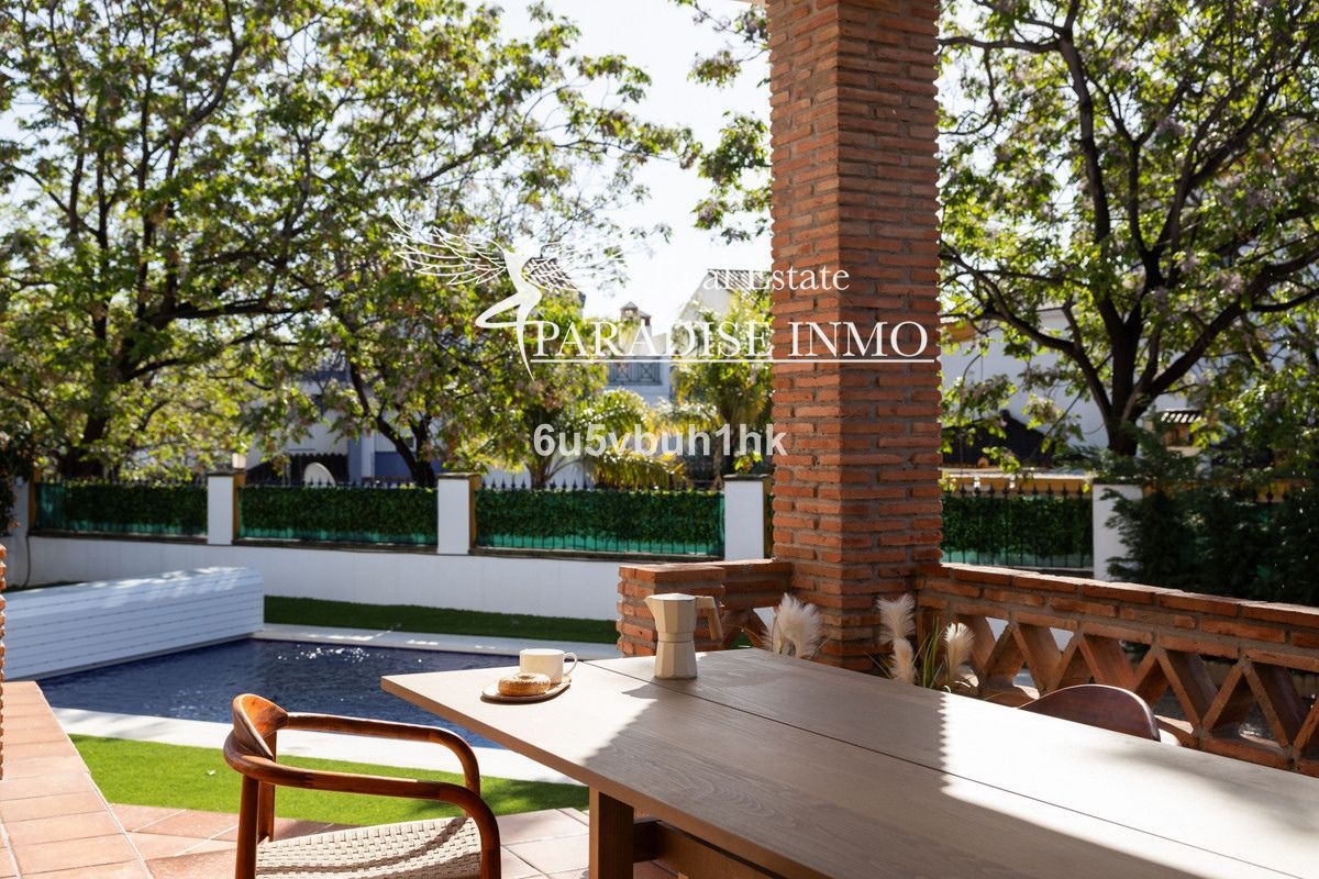 Chalet Independiente en venta Marbella, Málaga. Ref: 6948. Paradise Group 