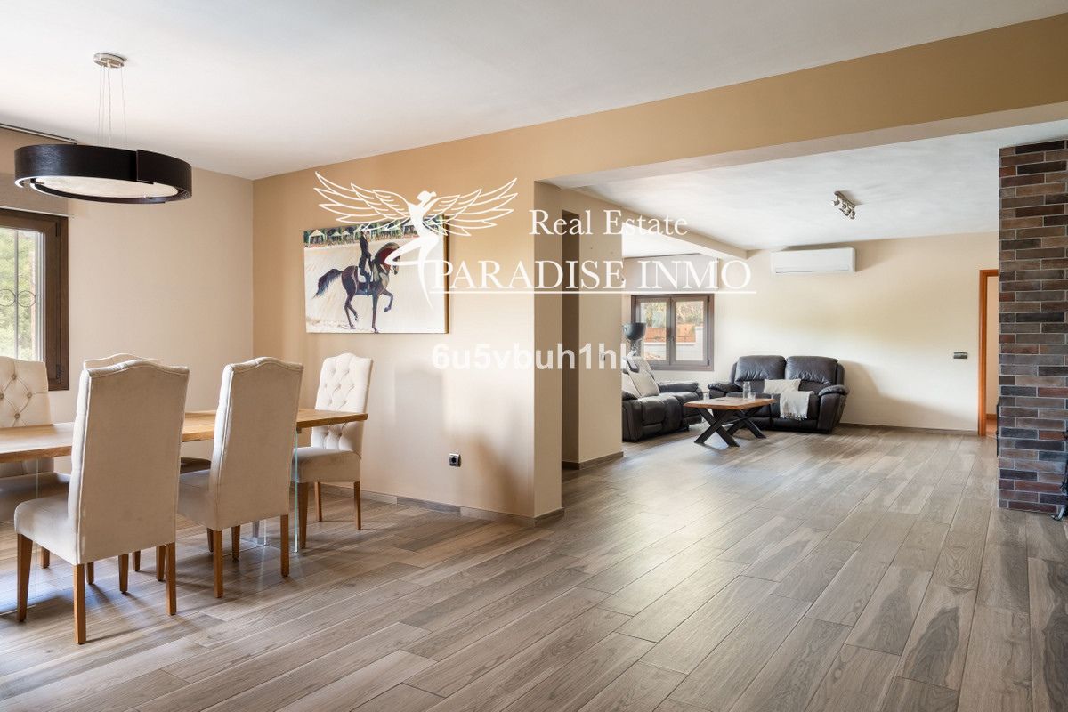 Chalet Independiente en venta Benalmádena, Málaga. Ref: 6950. Paradise Group 
