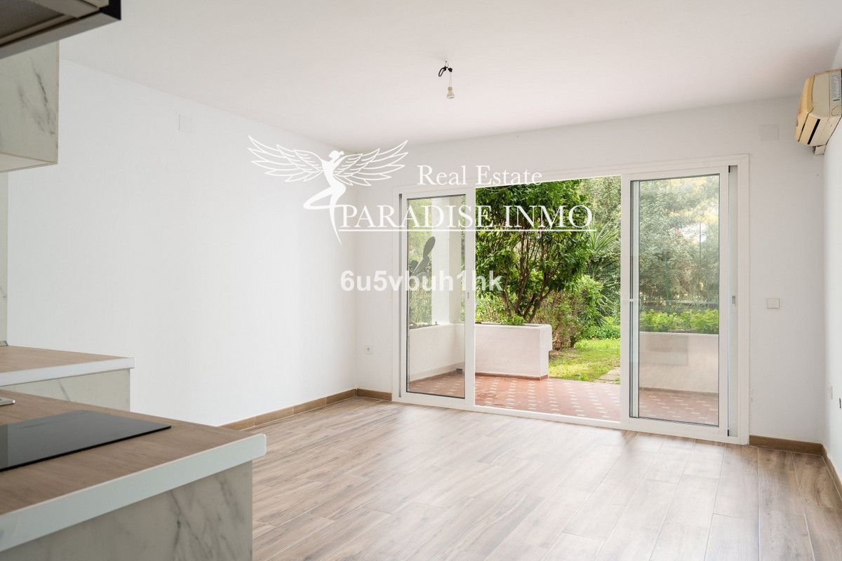 Flat for sale Fuengirola, Málaga. Ref: 6968. Paradise Group 