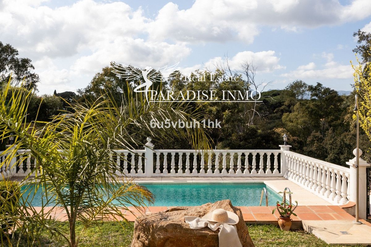 Chalet Independiente en venta Marbella, Málaga. Ref: 6983. Paradise Group 