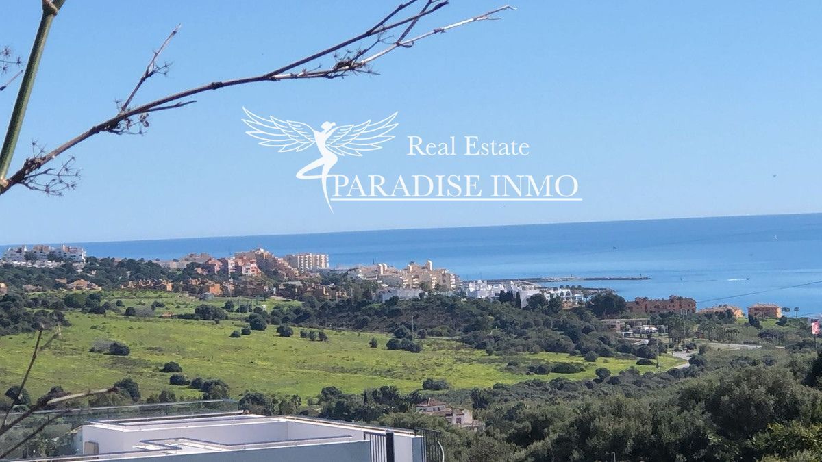 Flat for sale Estepona, Málaga. Ref: 6999. Paradise Group 