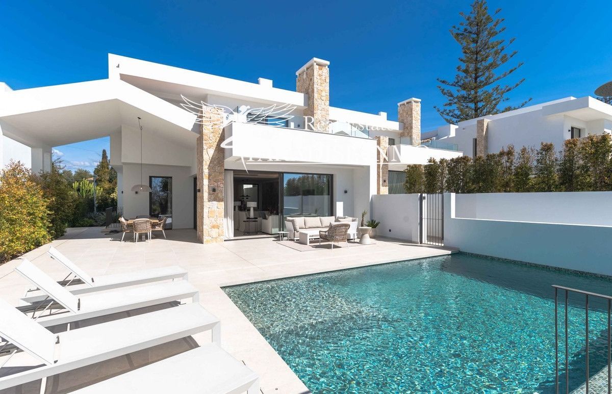 Chalet Independiente en venta Marbella, Málaga. Ref: 7001. Paradise Group 