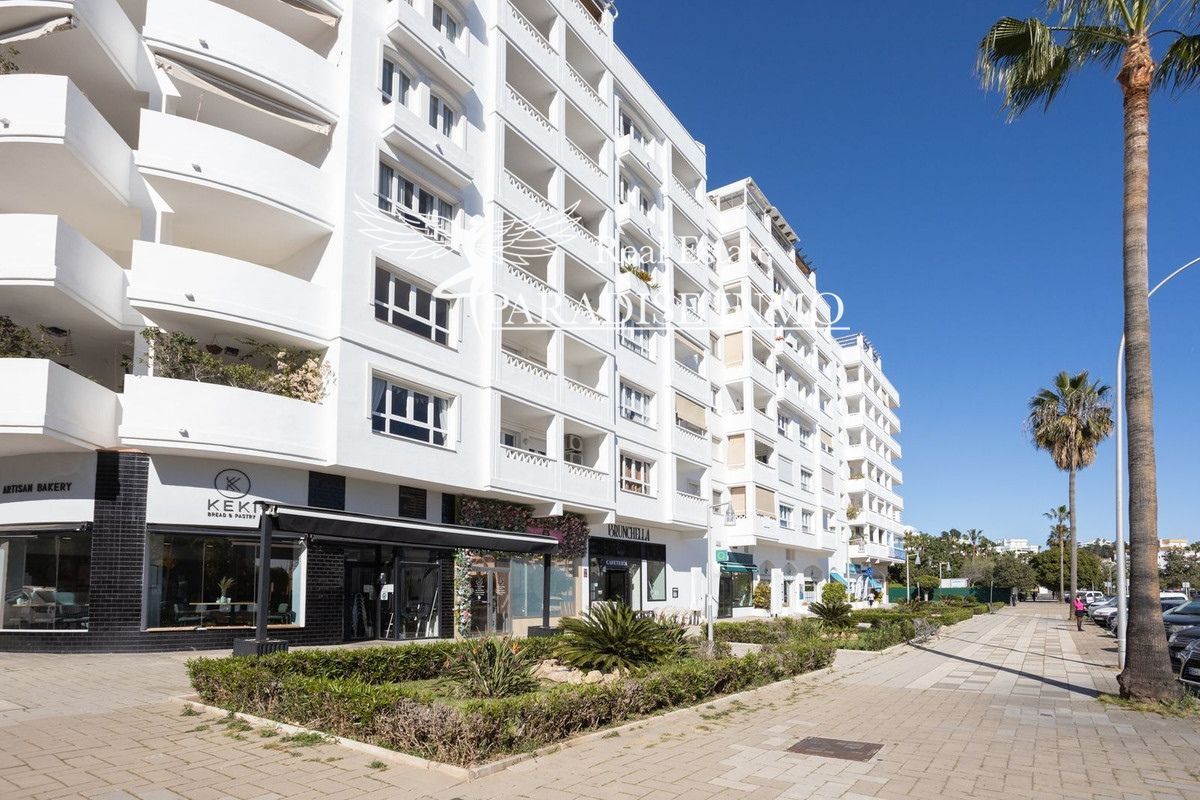 Flat for sale Marbella, Málaga. Ref: 7066. Paradise Group 