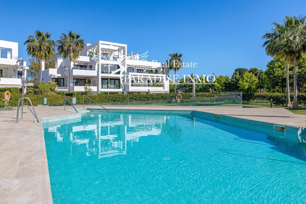 Flat for sale Estepona, Málaga. Ref: 7068. Paradise Group 