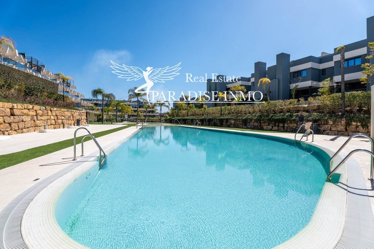 Flat for sale Estepona, Málaga. Ref: 7079. Paradise Group 
