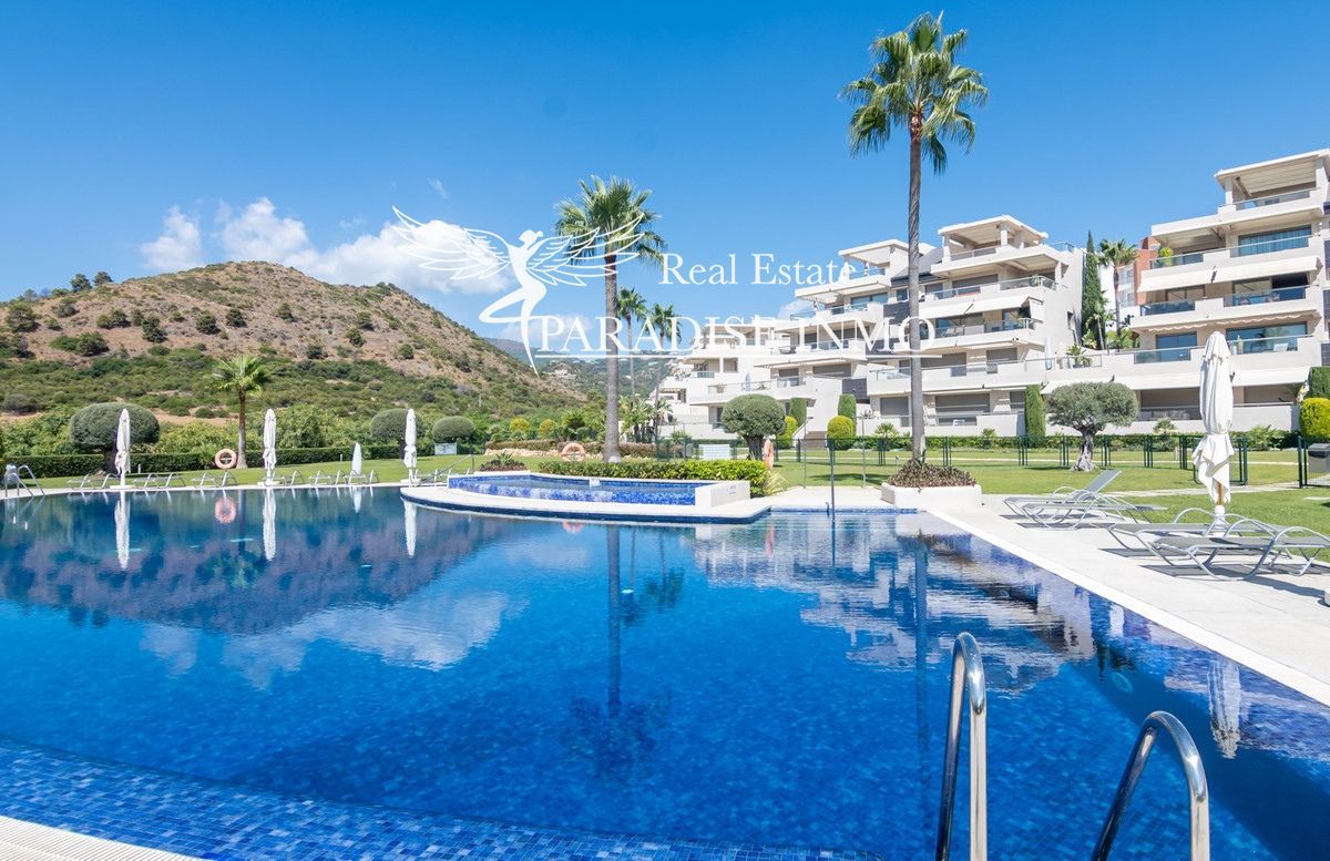 Flat for sale Benahavis, Málaga. Ref: 7094. Paradise Group 