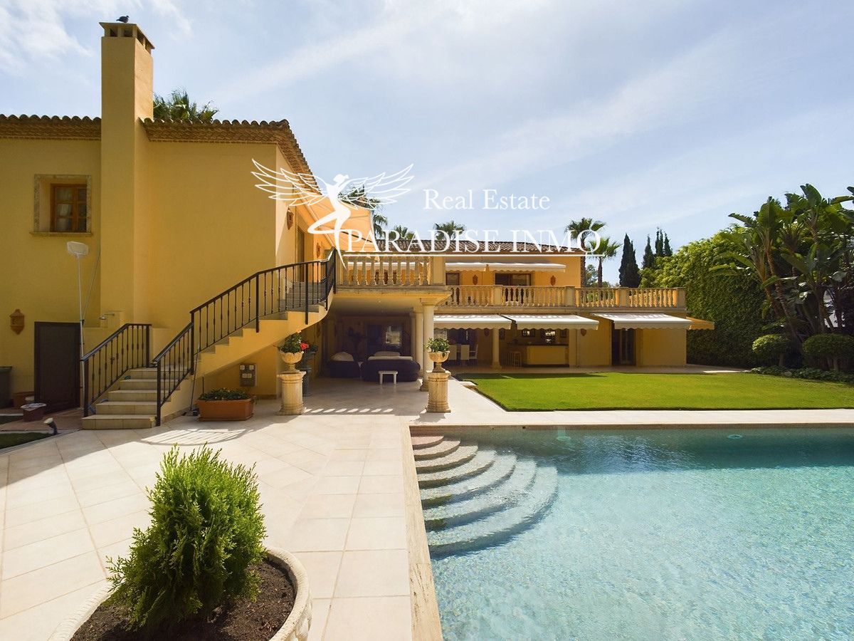 Chalet Independiente en venta Marbella, Málaga. Ref: 7098. Paradise Group 