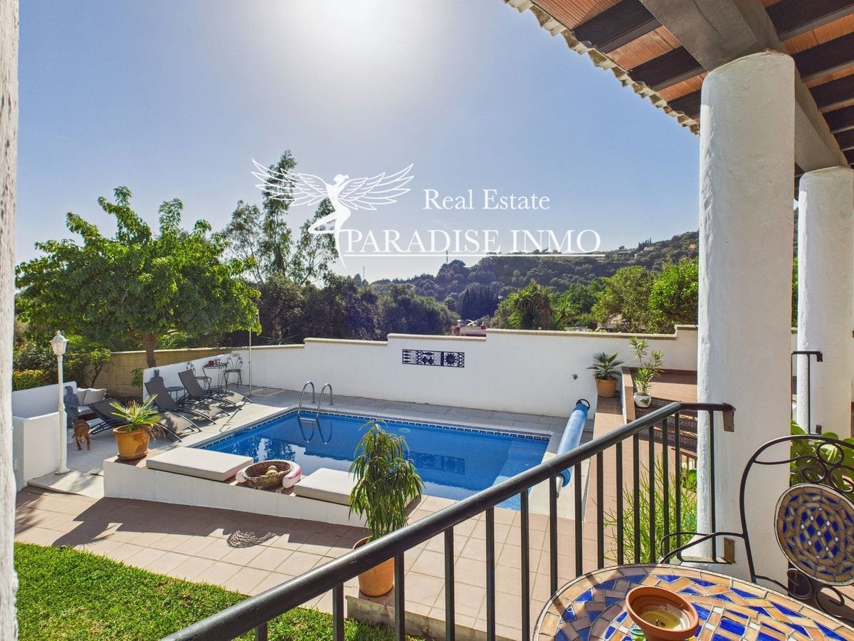 Chalet Independiente en venta Estepona, Málaga. Ref: 7104. Paradise Group 
