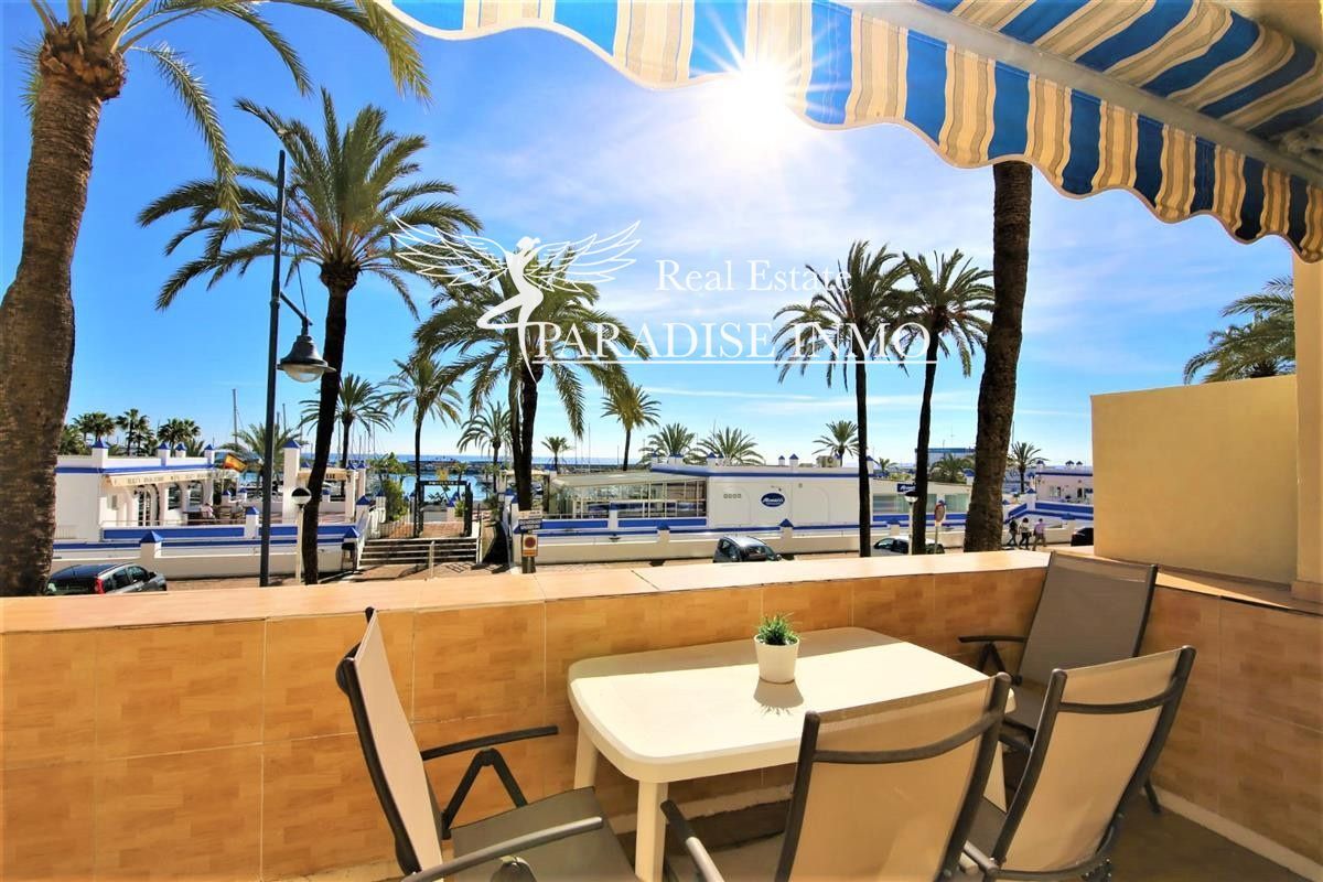 Flat for sale Estepona, Málaga. Ref: 7110. Paradise Group 