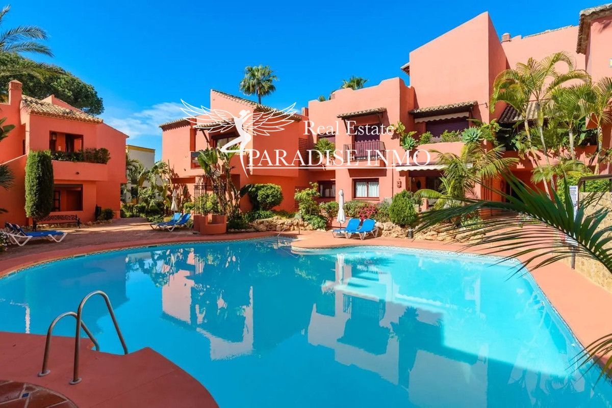 Flat for sale Marbella, Málaga. Ref: 7118. Paradise Group 