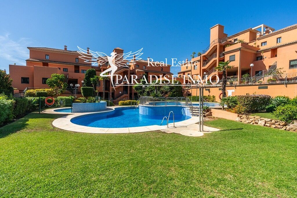 Flat for sale Marbella, Málaga. Ref: 7140. Paradise Group 
