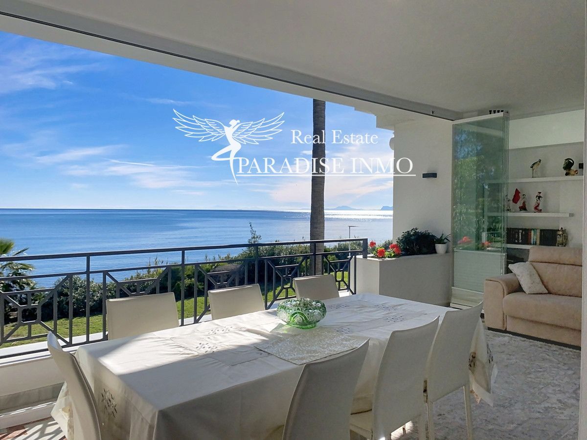Flat for sale Estepona, Málaga. Ref: 7175. Paradise Group 
