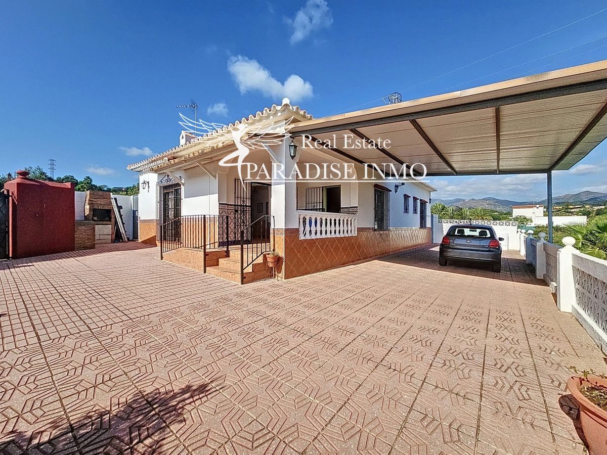 Chalet Independiente en venta Estepona, Málaga. Ref: 7178. Paradise Group 
