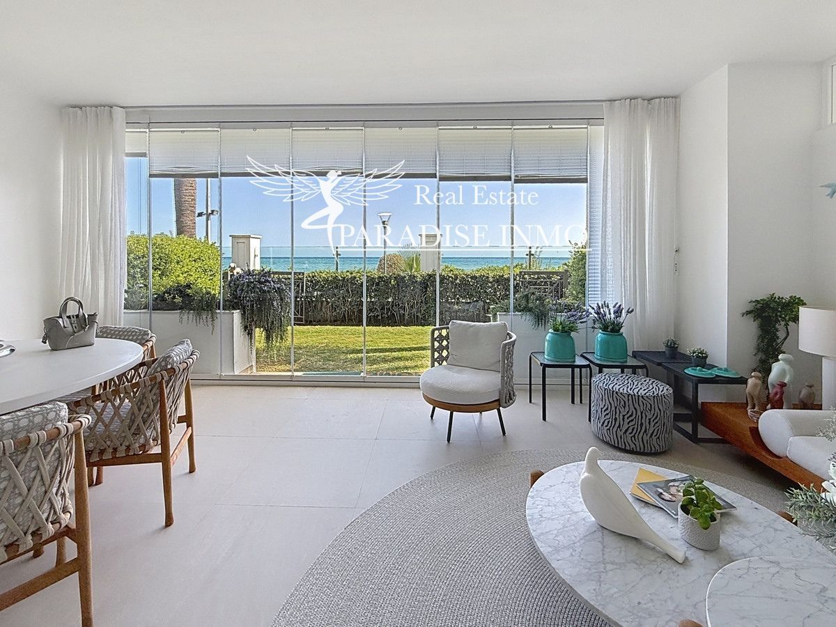 Flat for sale Estepona, Málaga. Ref: 7180. Paradise Group 