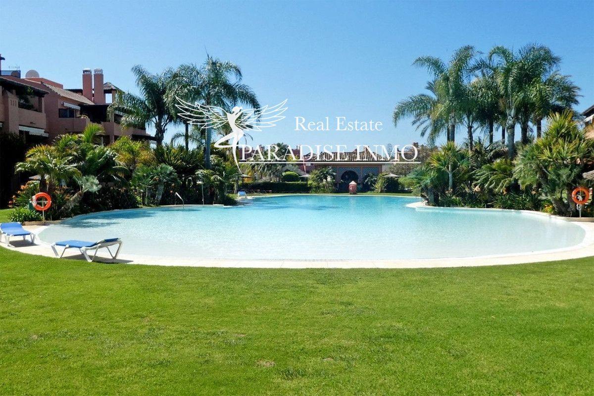 Flat for sale Marbella, Málaga. Ref: 7186. Paradise Group 