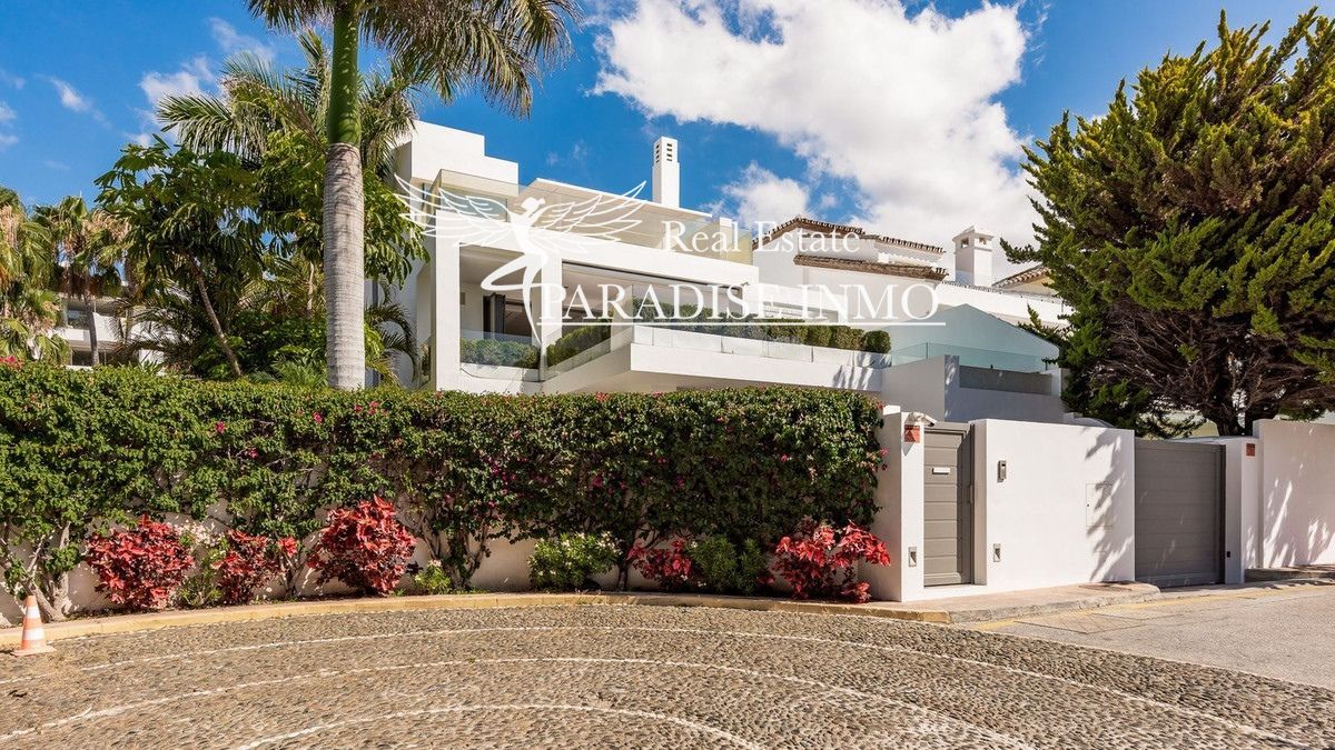 Chalet Independiente en venta Marbella, Málaga. Ref: 7187. Paradise Group 