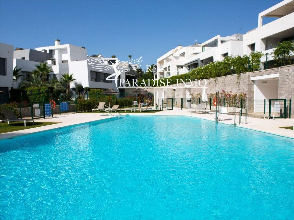 Flat for sale Estepona, Málaga. Ref: 7206. Paradise Group 