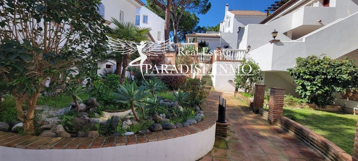 Flat for sale Marbella, Málaga. Ref: 7218. Paradise Group 