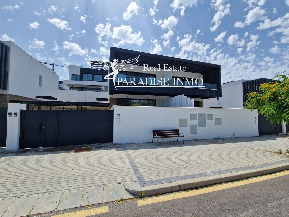Chalet Independiente en venta Estepona, Málaga. Ref: 7224. Paradise Group 