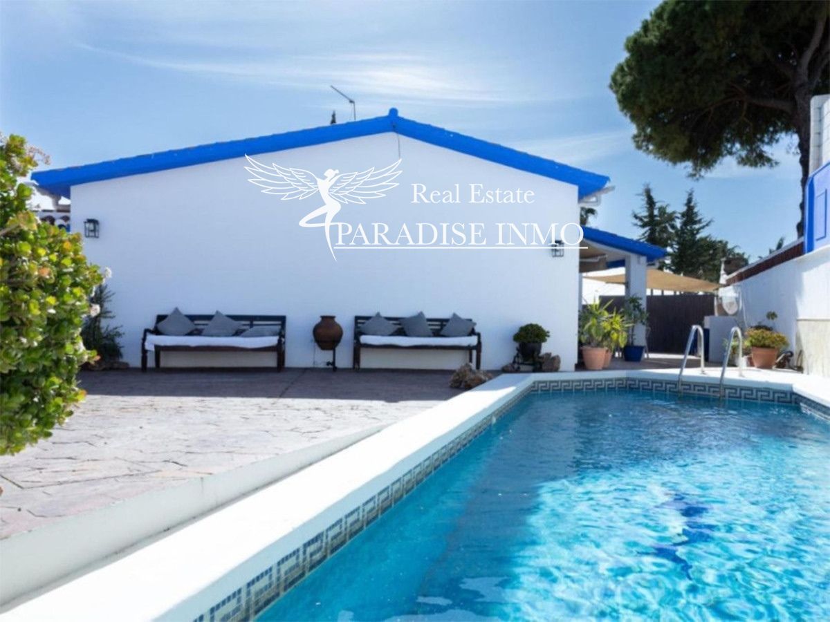 Chalet Independiente en venta Marbella, Málaga. Ref: 7305. Paradise Group 
