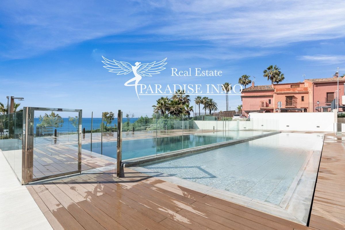 Flat for sale Estepona, Málaga. Ref: 7325. Paradise Group 