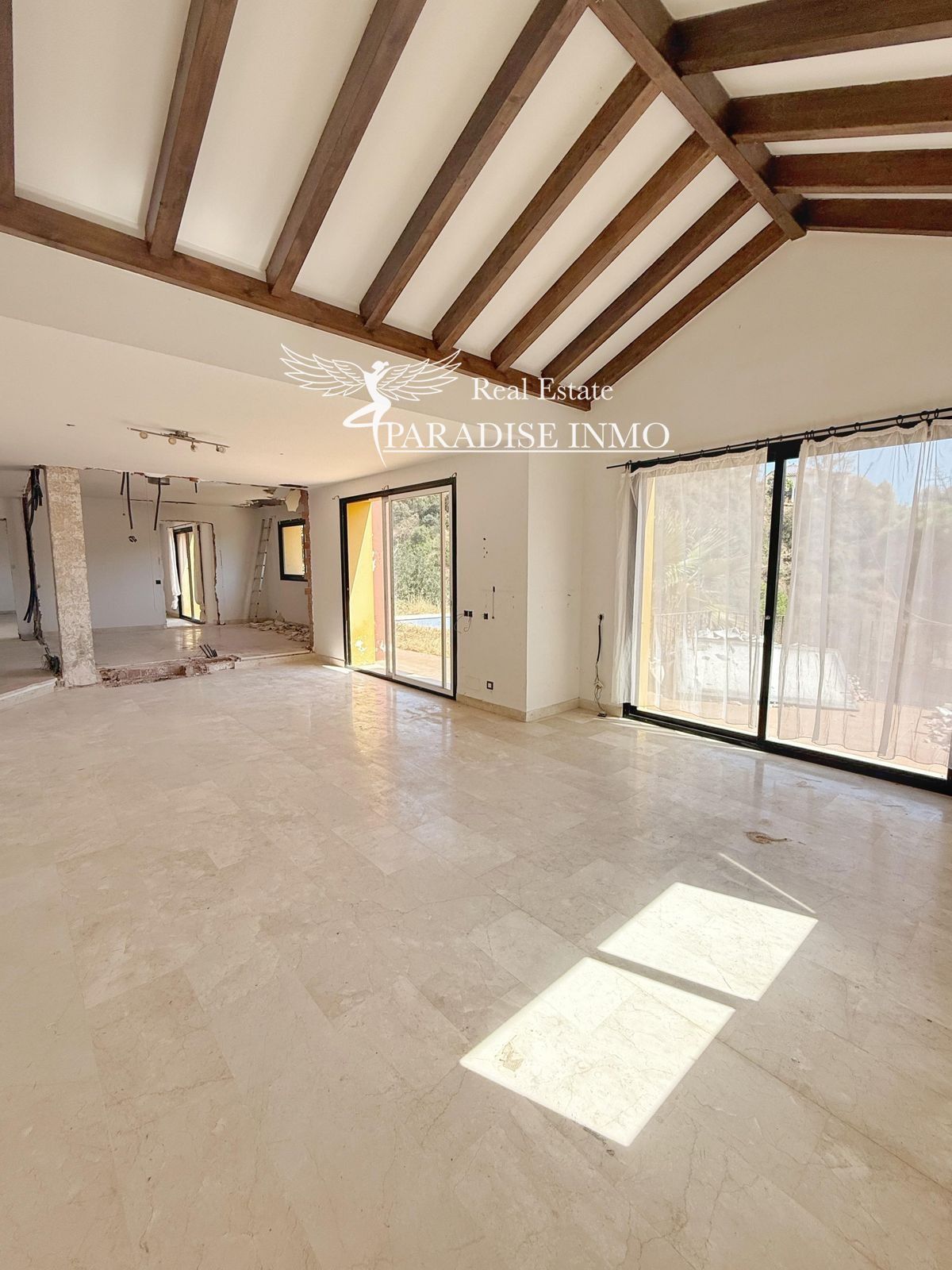 Chalet Independiente en venta Marbella, Málaga. Ref: 7372. Paradise Group 