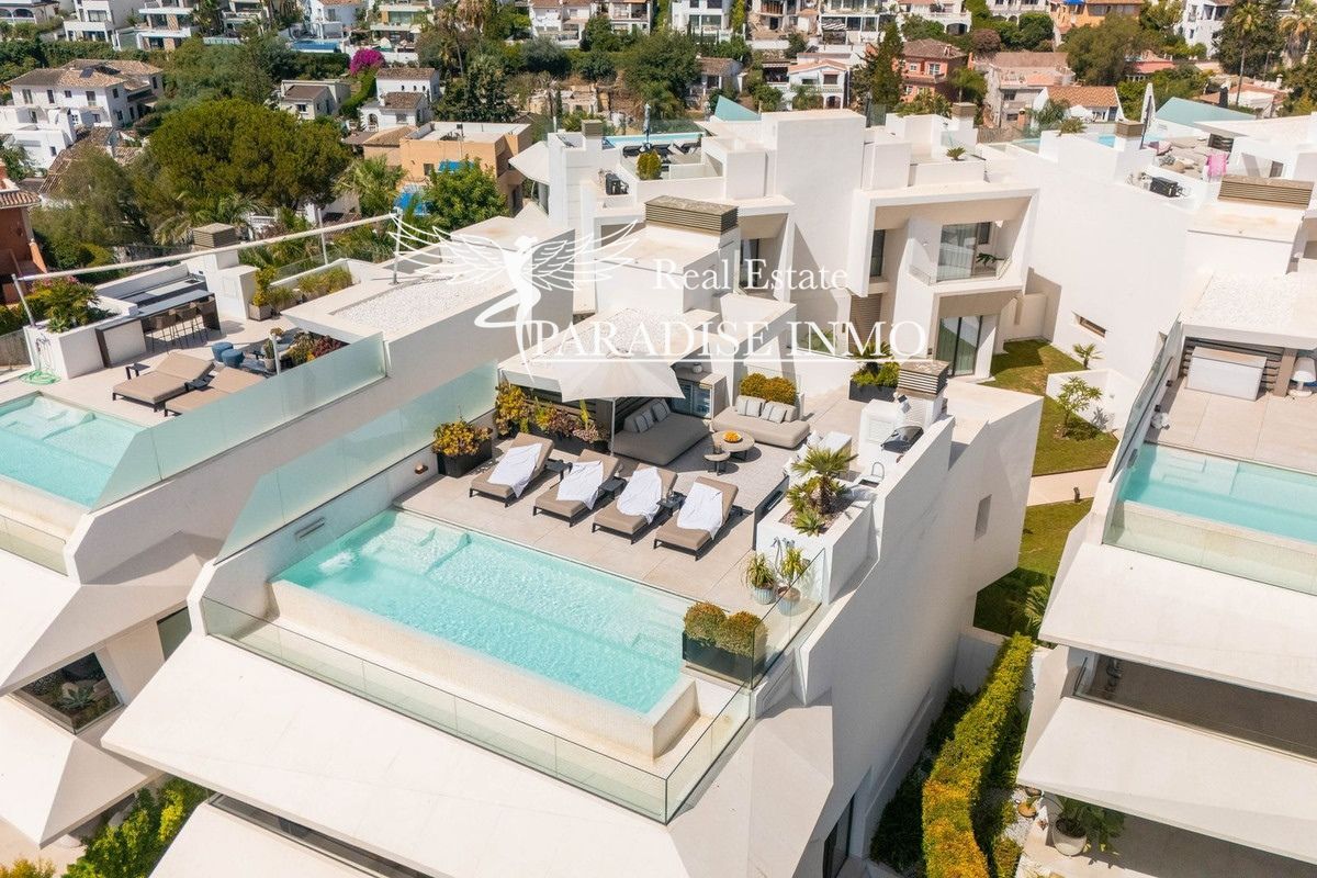 Chalet Independiente en venta Marbella, Málaga. Ref: 7405. Paradise Group 