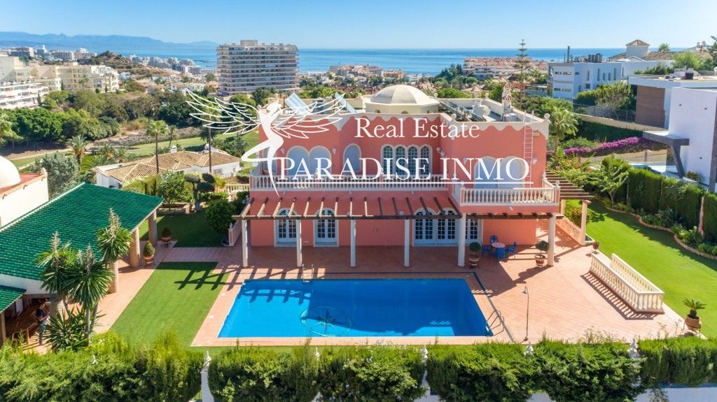 Chalet Independiente en venta Benalmádena, Málaga. Ref: 7430. Paradise Group 