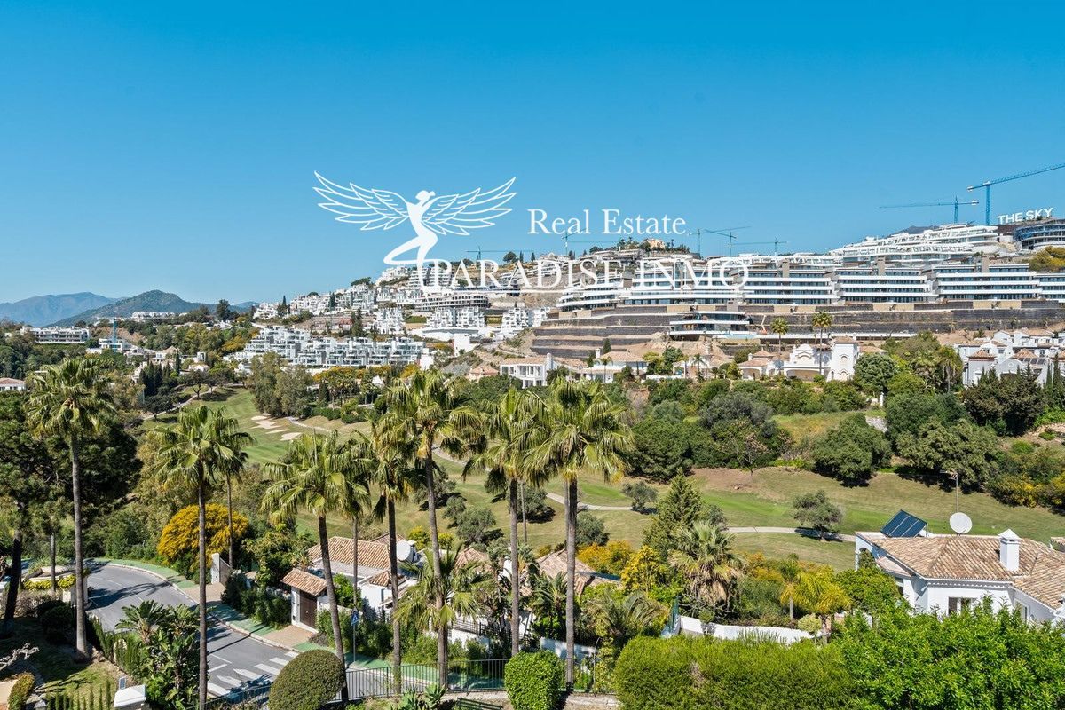 Flat for sale Benahavis, Málaga. Ref: 7453. Paradise Group 