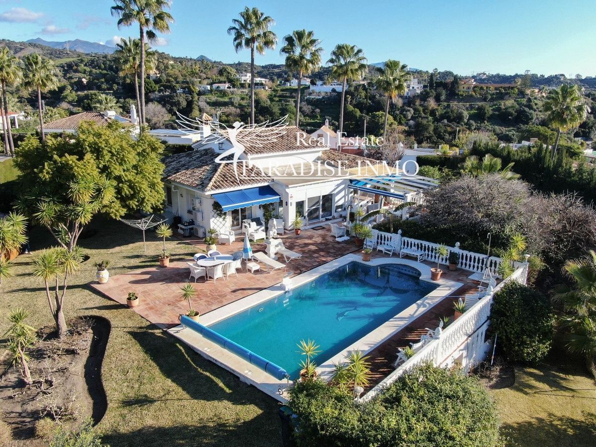 Chalet Independiente en venta Estepona, Málaga. Ref: 7471. Paradise Group 