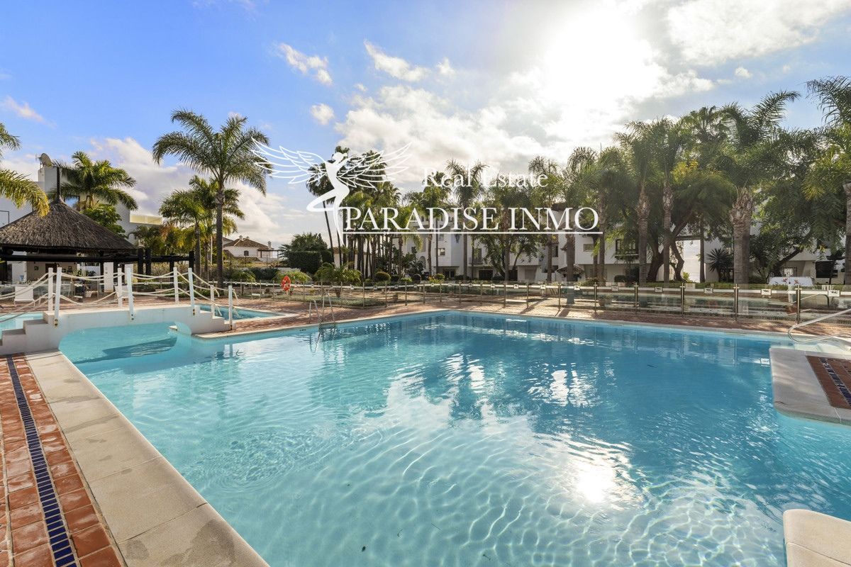 Flat for sale Marbella, Málaga. Ref: 7474. Paradise Group 