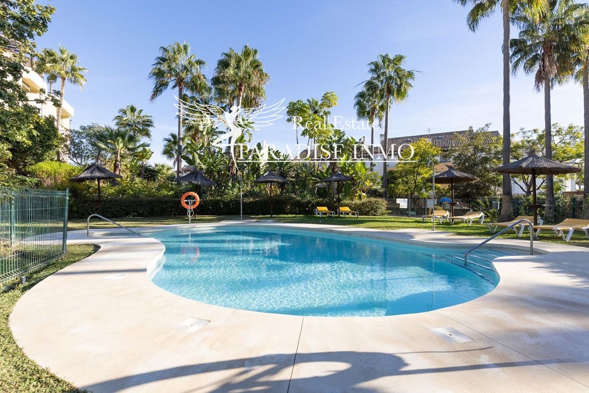 Flat for sale Marbella, Málaga. Ref: 7486. Paradise Group 