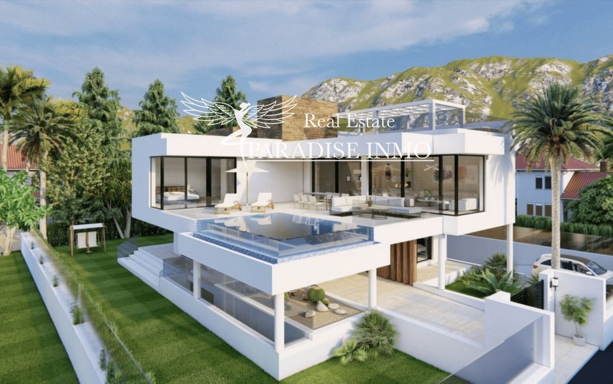 Chalet Independiente en venta Marbella, Málaga. Ref: 7645. Paradise Group 
