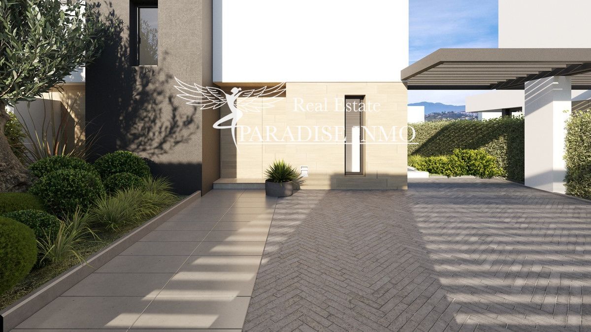 Chalet Independiente en venta Estepona, Málaga. Ref: 7966. Paradise Group 