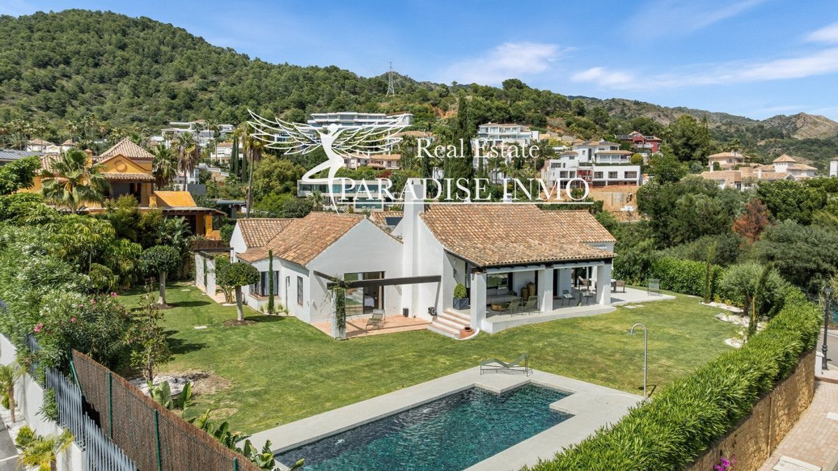 Chalet Independiente en venta Marbella, Málaga. Ref: 8404. Paradise Group 