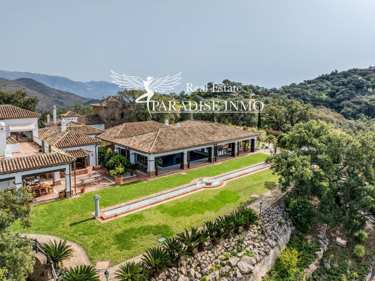 Chalet Independiente en venta Marbella, Málaga. Ref: 8525. Paradise Group 