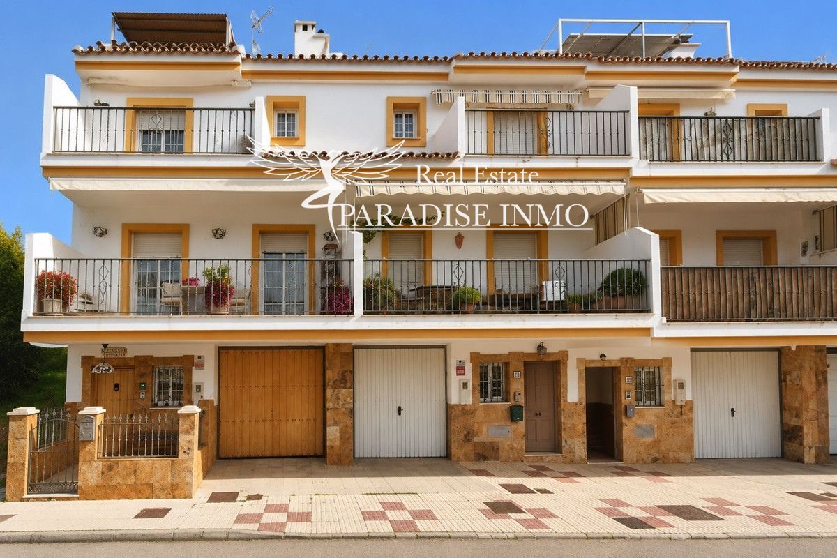 Casa en venta Estepona, Málaga. Ref: 8541. Paradise Group 