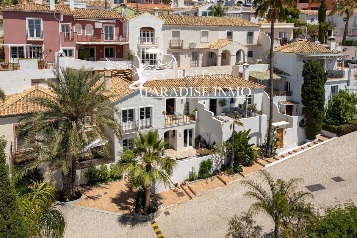 Casa en venta Benahavis, Málaga. Ref: 8644. Paradise Group 