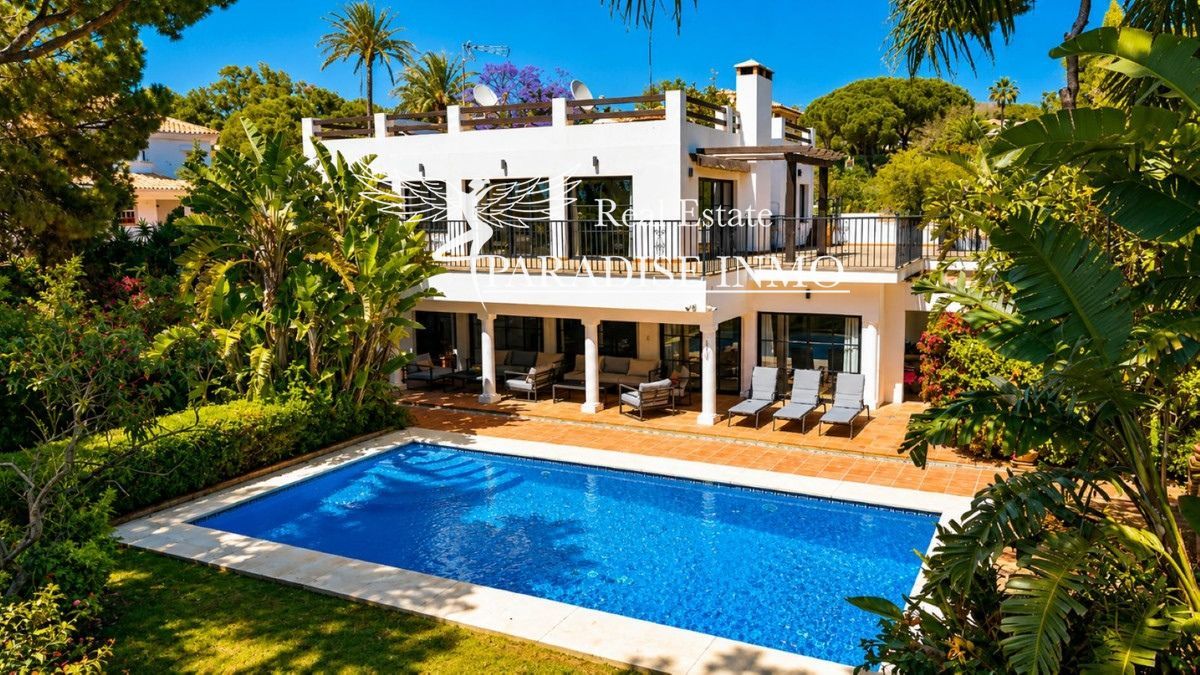 Chalet Independiente en venta Marbella, Málaga. Ref: 8679. Paradise Group 