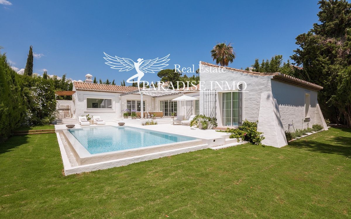 Detached villa for sale Marbella, Málaga. Ref: 9446. Paradise Group 