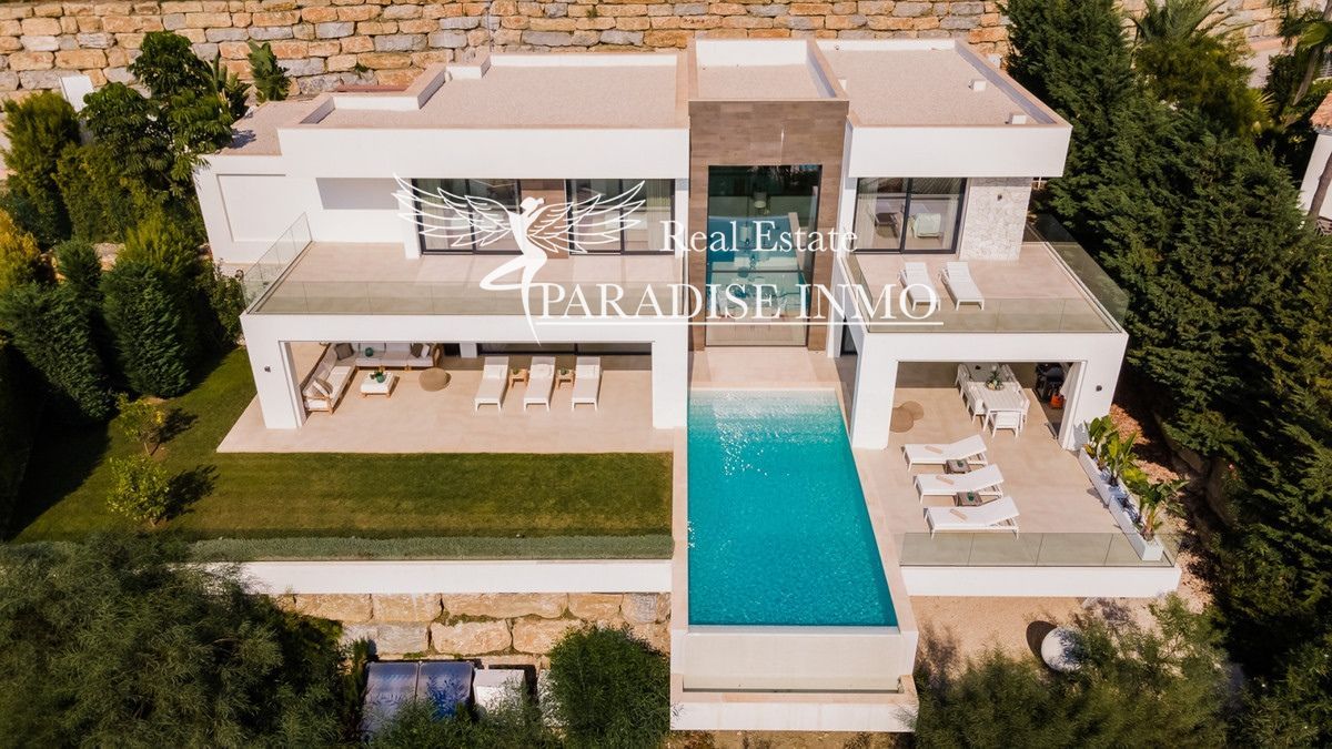 Detached villa for sale Benahavis, Málaga. Ref: 9455. Paradise Group 