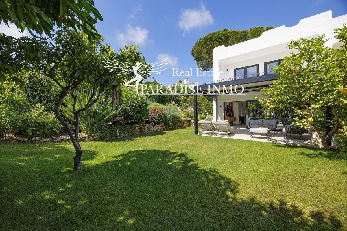 Detached villa for sale Marbella, Málaga. Ref: 9499. Paradise Group 