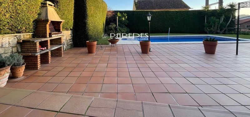 Chalet Independiente en venta Moaña, Pontevedra. Ref: 10073. INMOBILIARIA PAREDES